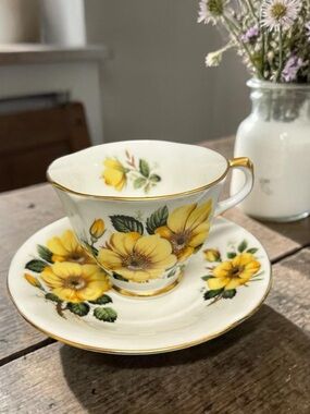 Vintage Sutherland Bone China Teacup & Saucer - Yellow Wild Roses - England